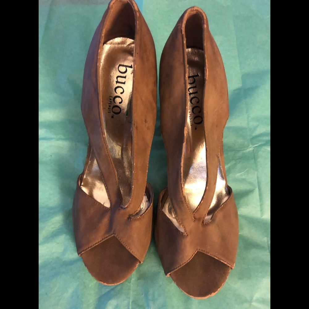 Bucco  platform shoes